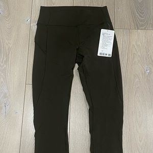 New with tags lululemon in movement tight